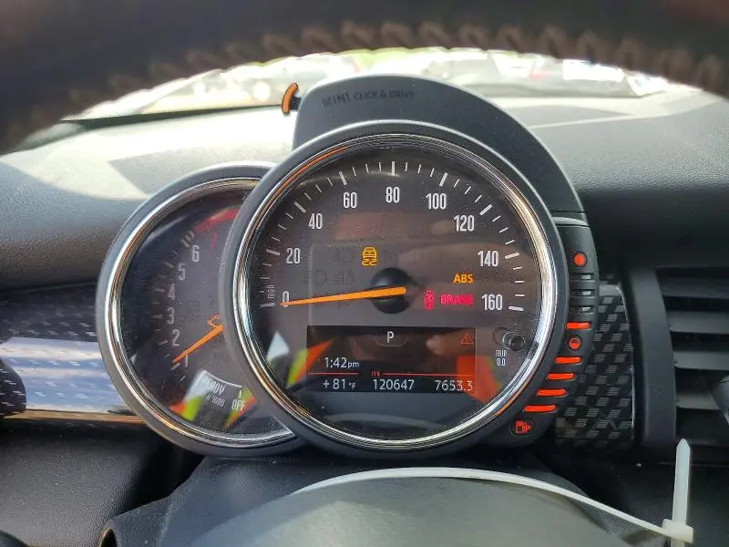 2015 MINI COOPER S  