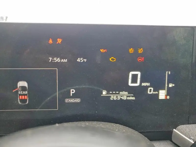 2025 NISSAN KICKS SV  