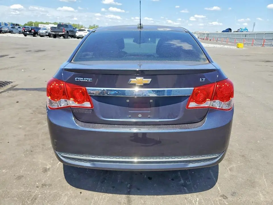 2015 CHEVROLET CRUZE LT  