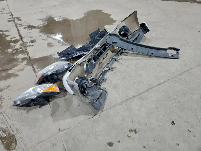 2012 NISSAN FRONTIER S  