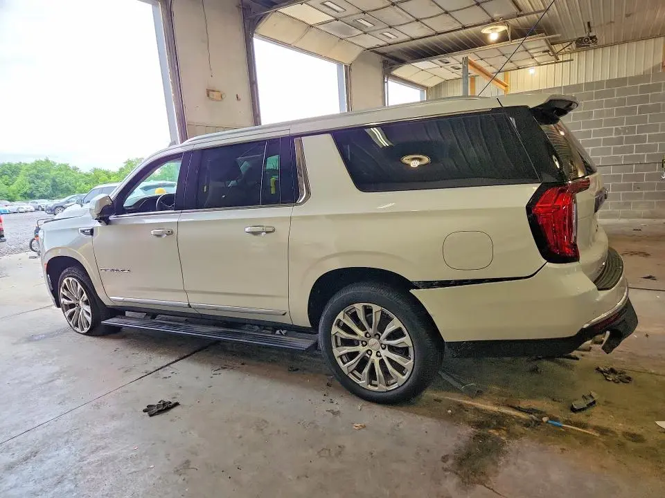 2022 GMC YUKON XL DENALI  