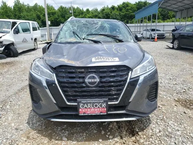 2022 NISSAN KICKS SV  
