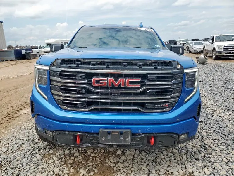 2022 GMC SIERRA K1500 AT4  