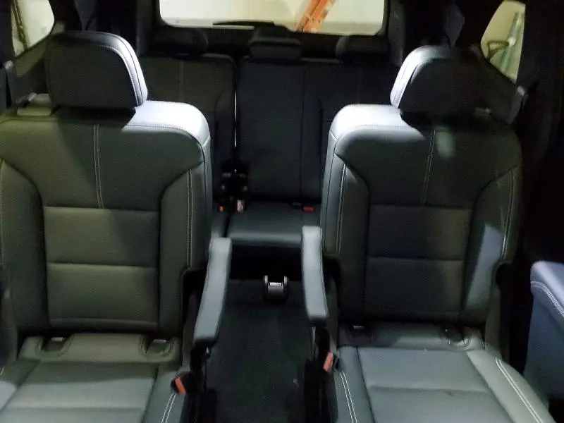 2024 GMC ACADIA UPLEVEL  