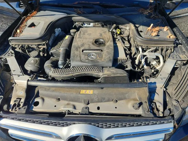 2017 MERCEDES-BENZ GLC 300  