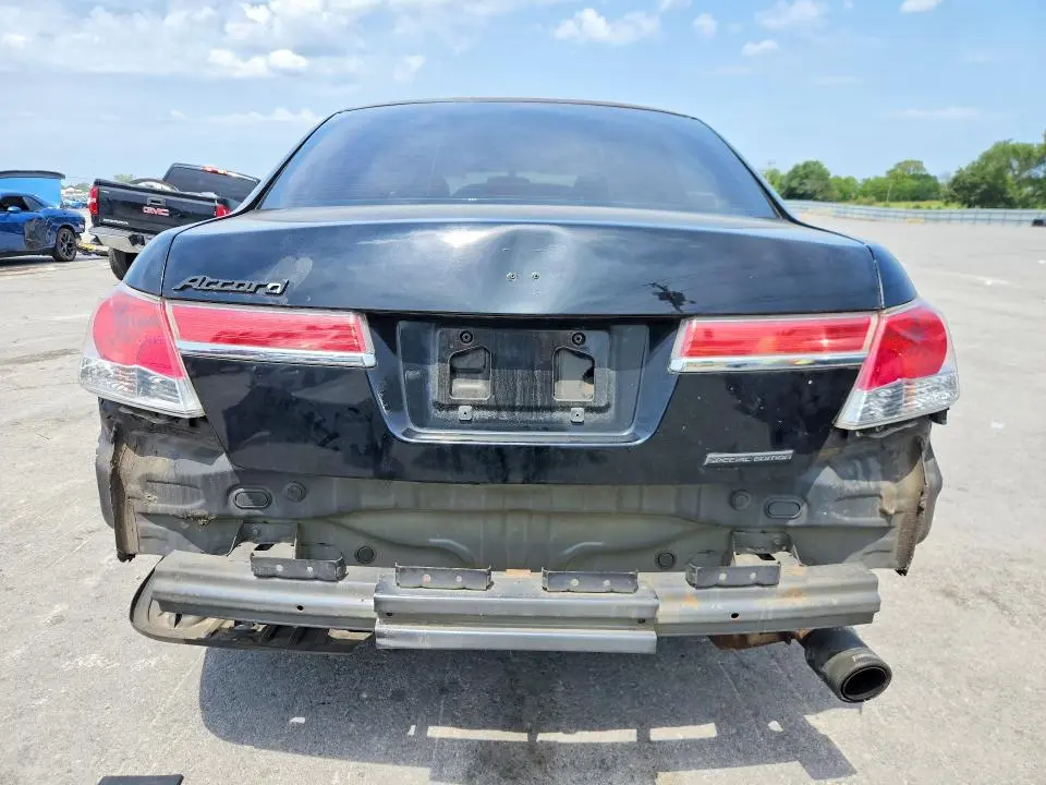 2011 HONDA ACCORD SE  