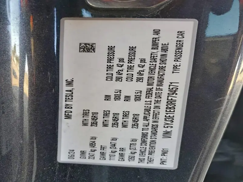2024 TESLA MODEL 3   