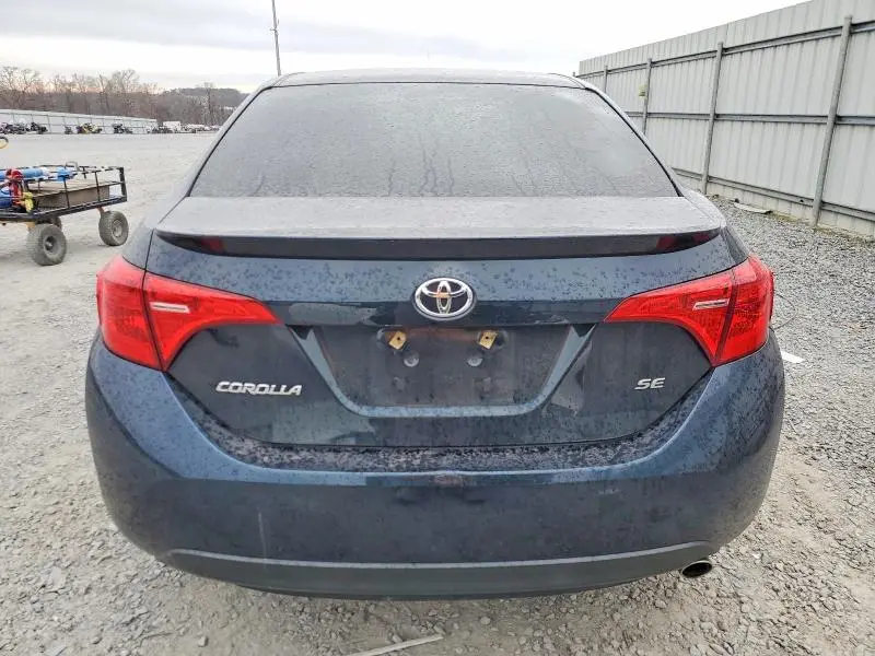 2018 TOYOTA COROLLA SE  