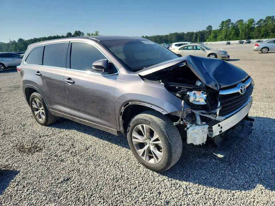 2015 TOYOTA HIGHLANDER LE PLUS  