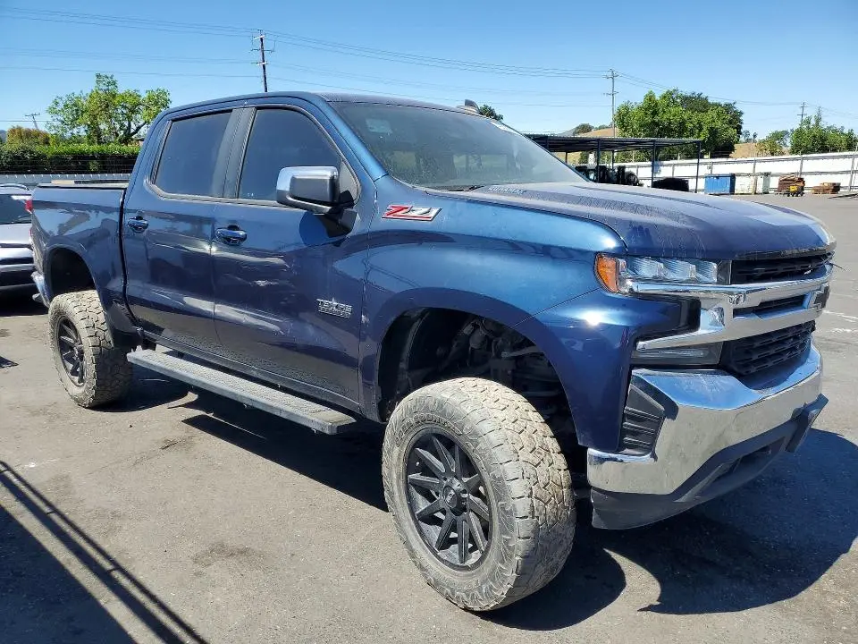 2021 CHEVROLET SILVERADO K1500 LT  