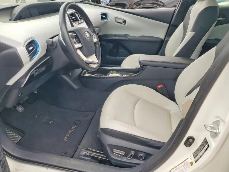 2016 TOYOTA PRIUS FOUR  
