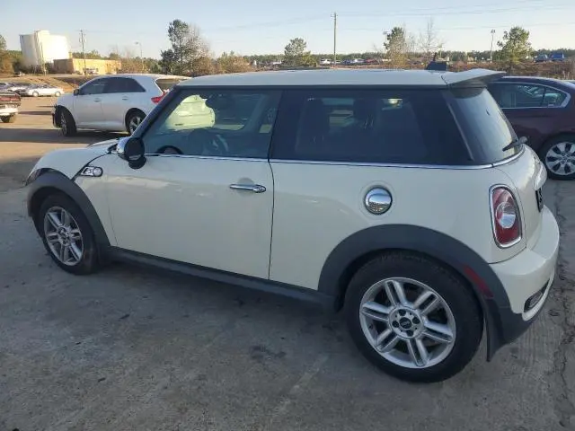 2011 MINI COOPER S  