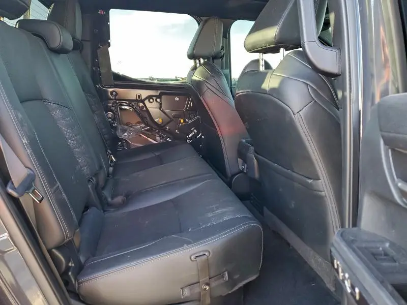 2024 TOYOTA TACOMA DOUBLE CAB  