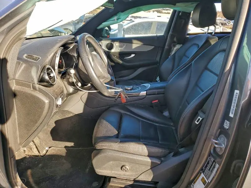 2019 MERCEDES-BENZ GLC 300  