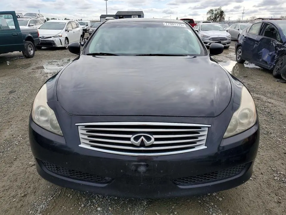 2010 INFINITI G37   
