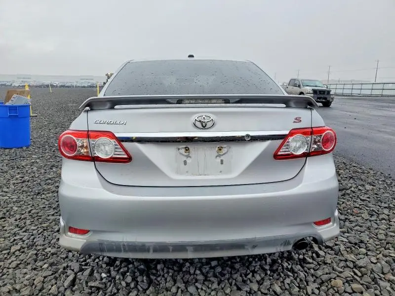 2011 TOYOTA COROLLA BASE  