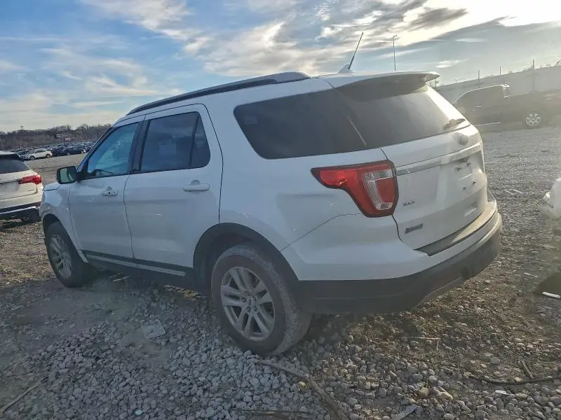 2019 FORD EXPLORER XLT  
