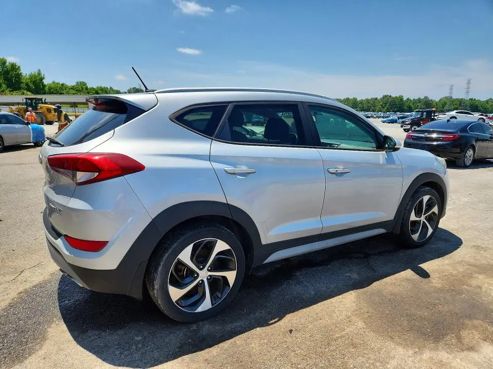 2017 HYUNDAI TUCSON SPORT  