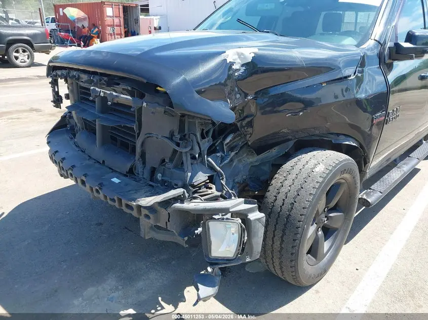 2017 RAM 1500 SPORT  4X2 5'7 BOX