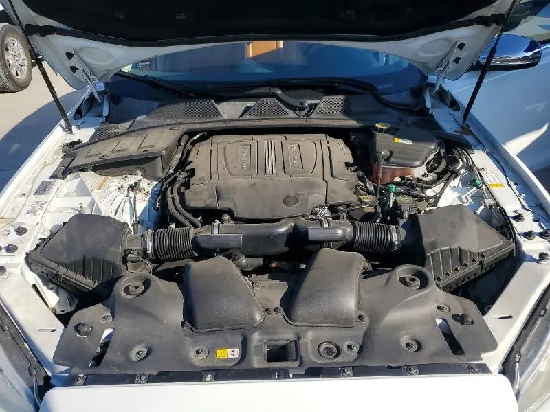 2015 JAGUAR XJL PORTFOLIO  