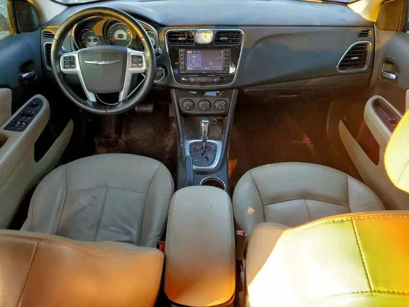 2011 CHRYSLER 200 LIMITED  