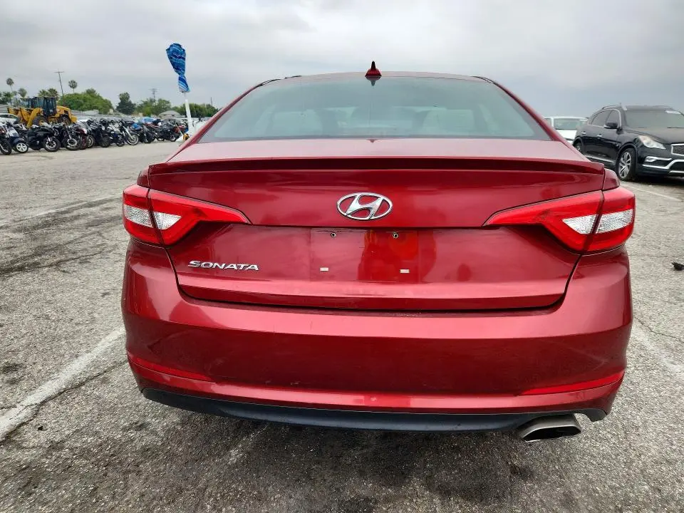 2016 HYUNDAI SONATA SE  