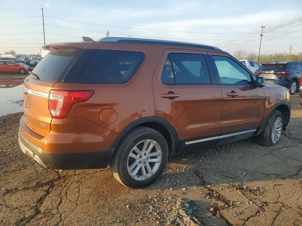 2017 FORD EXPLORER XLT  