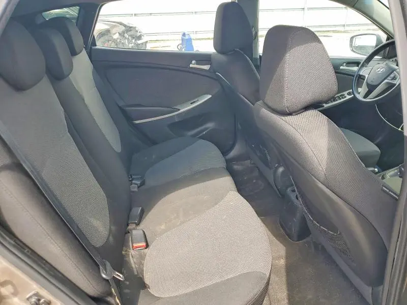 2013 HYUNDAI ACCENT GS  