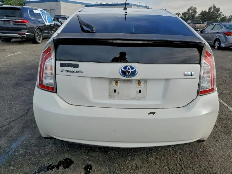 2013 TOYOTA PRIUS   