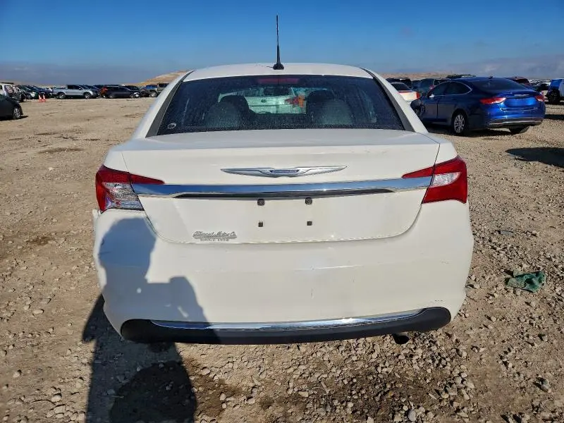 2011 CHRYSLER 200 LIMITED  
