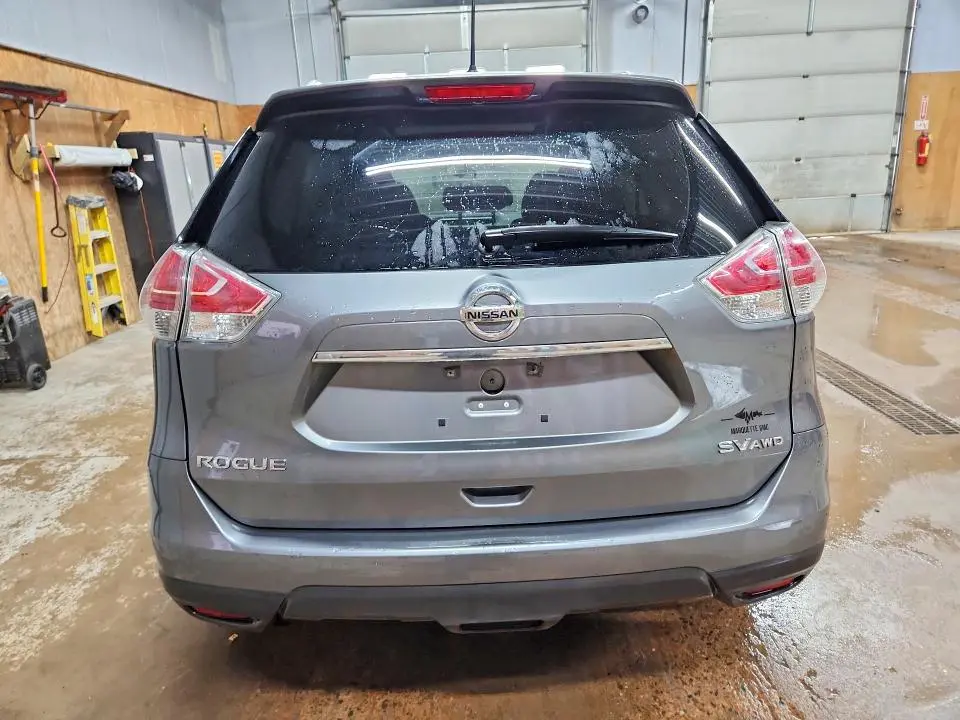 2016 NISSAN ROGUE S  