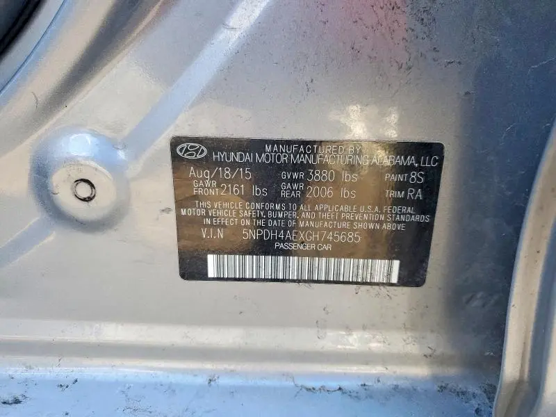 2016 HYUNDAI ELANTRA SE  