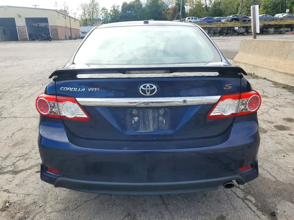 2013 TOYOTA COROLLA S  