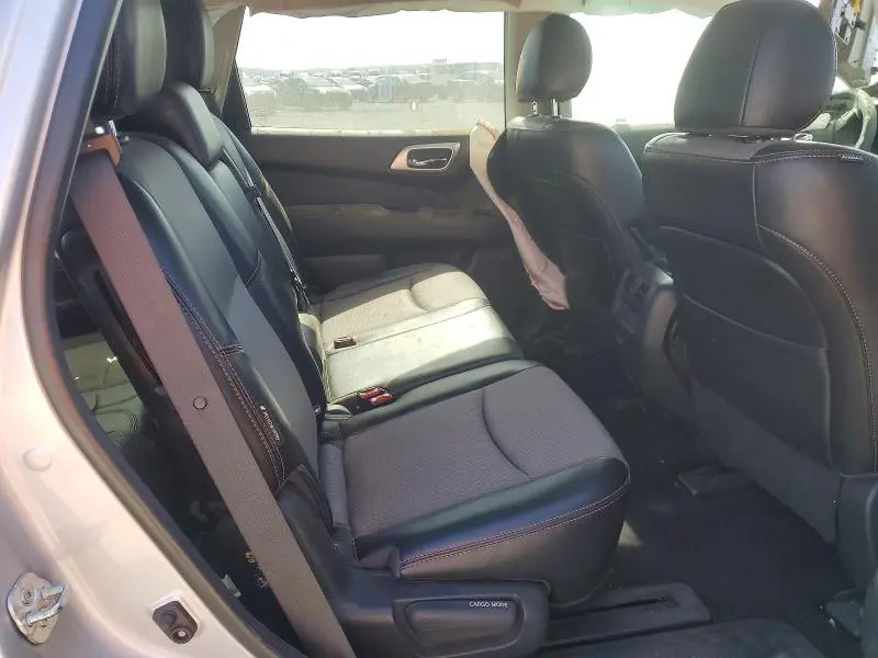 2020 NISSAN PATHFINDER SV  