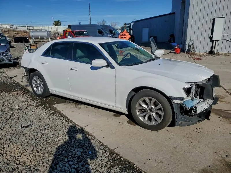 2015 CHRYSLER 300 LIMITED  