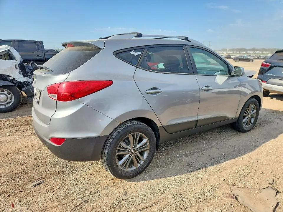 2014 HYUNDAI TUCSON SE  