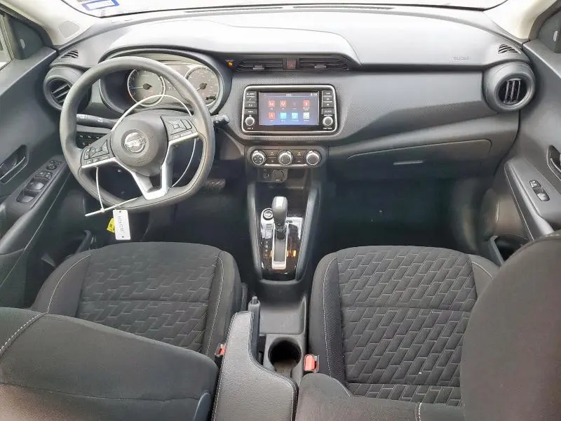 2021 NISSAN KICKS S  