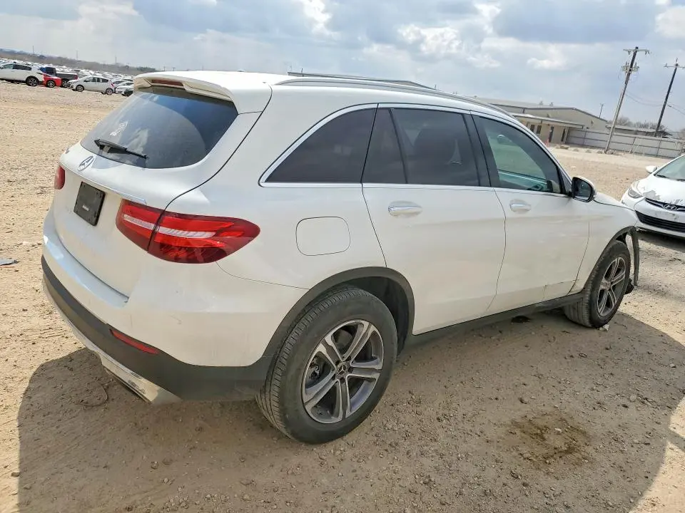 2019 MERCEDES-BENZ GLC 300  