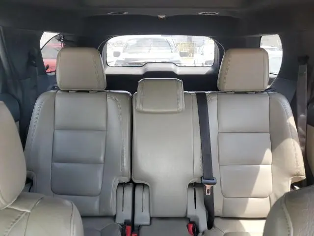 2011 FORD EXPLORER XLT  