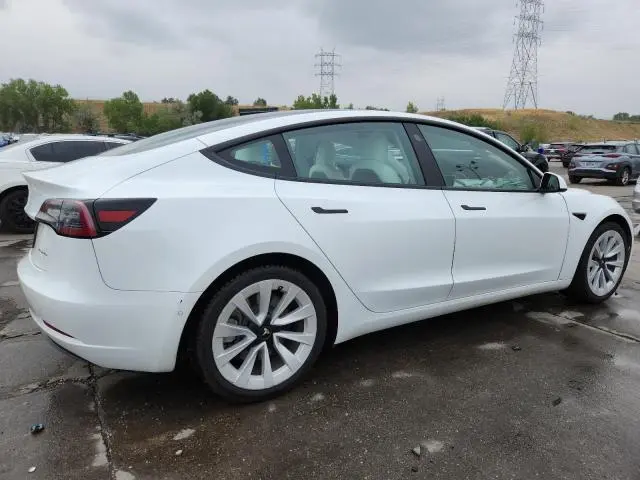 2021 TESLA MODEL 3   