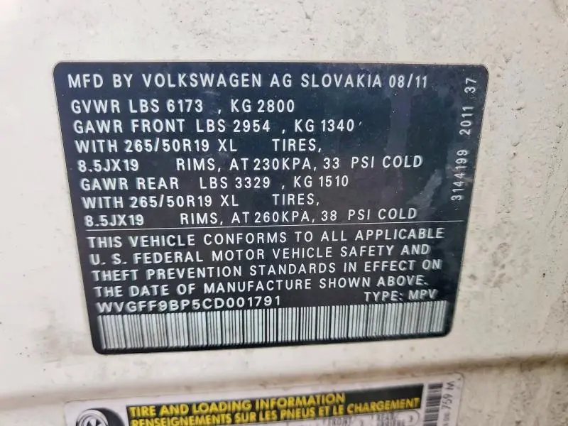 2012 VOLKSWAGEN TOUAREG V6  