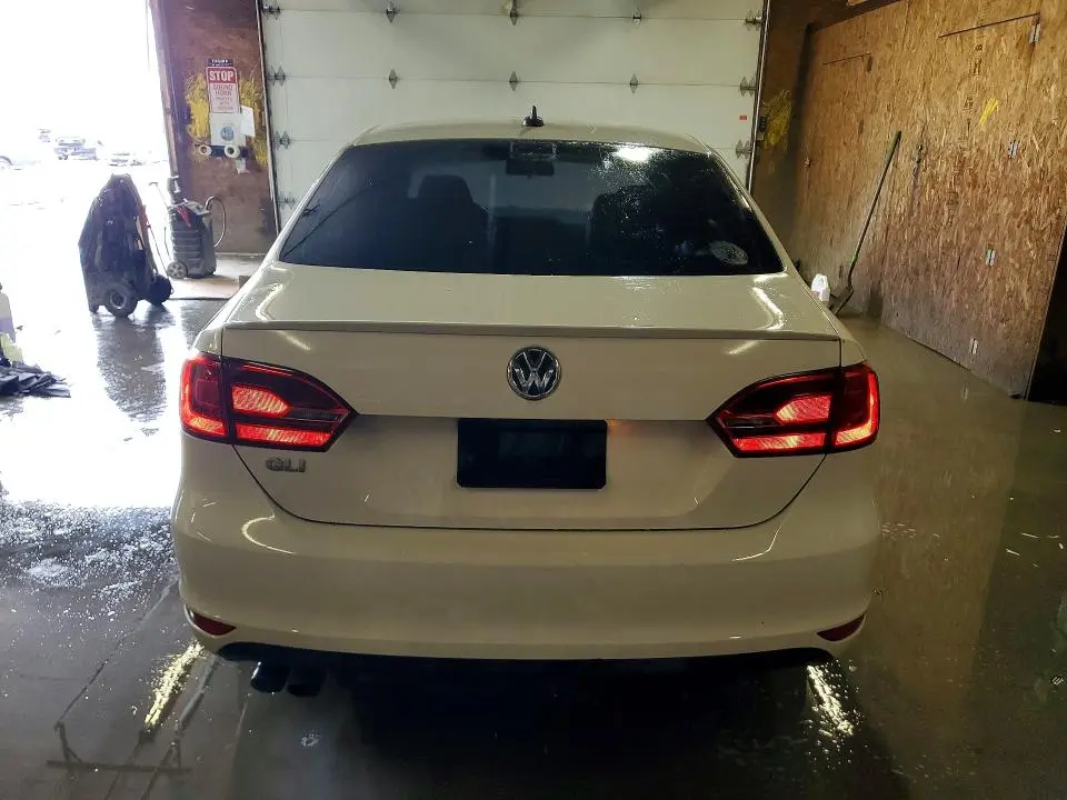 2012 VOLKSWAGEN JETTA GLI  