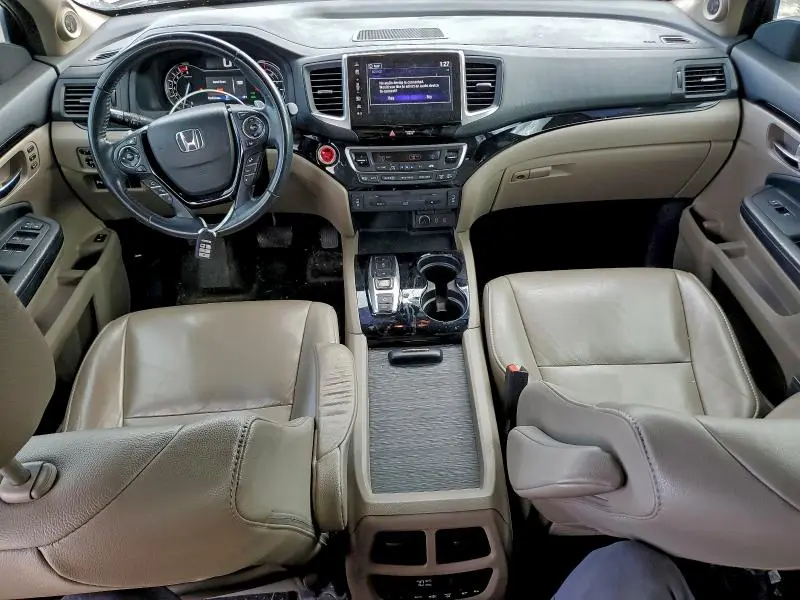 2017 HONDA PILOT TOURING  