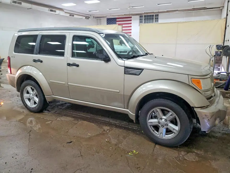 2010 DODGE NITRO SXT  
