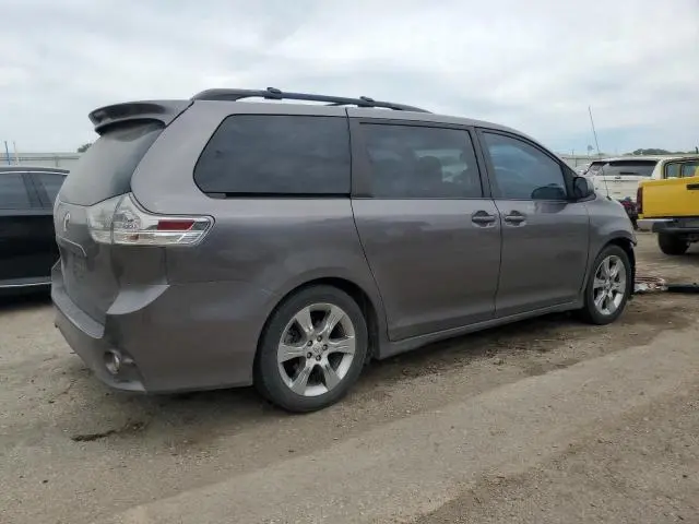 2011 TOYOTA SIENNA SPORT  