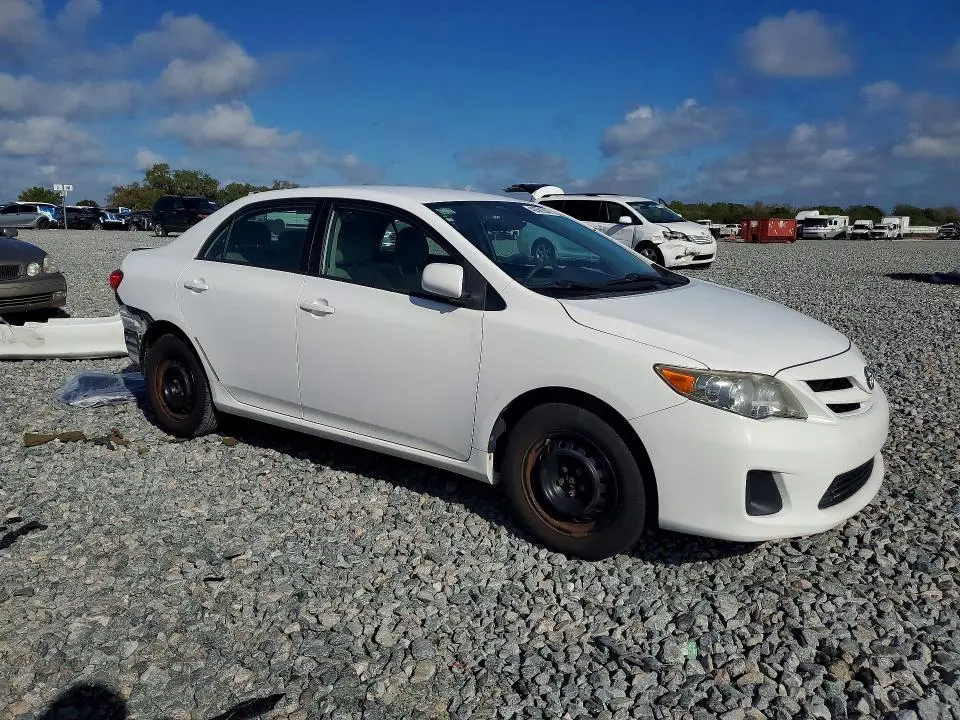 2011 TOYOTA COROLLA LE  