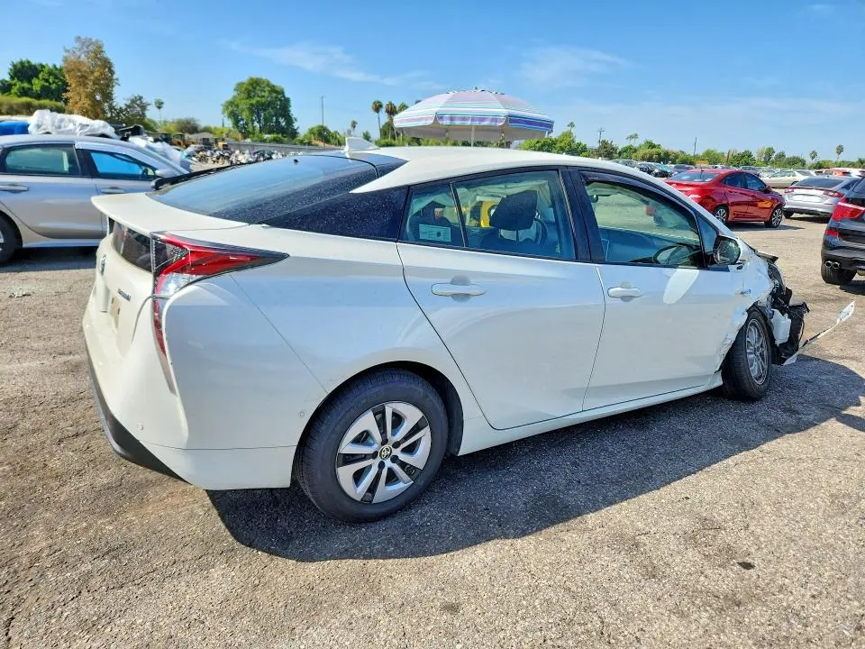 2018 TOYOTA PRIUS THREE  