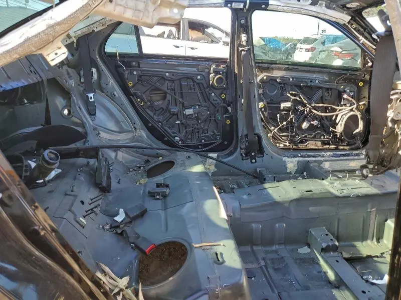 2012 CHRYSLER 300 SRT-8  