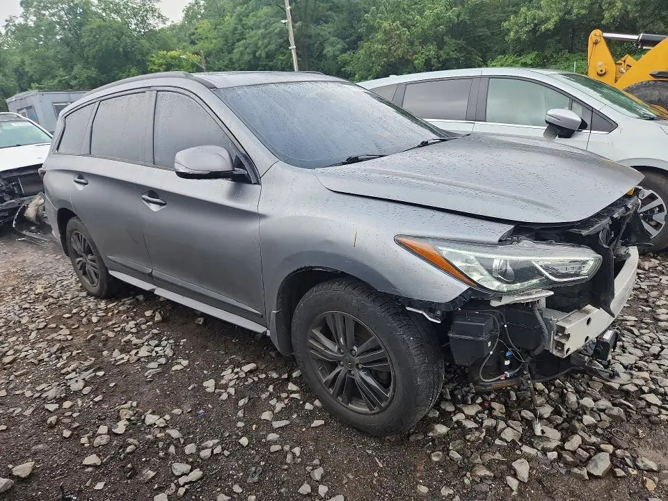 2020 INFINITI QX60 LUXE  