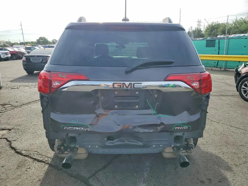2018 GMC ACADIA SLT-2  